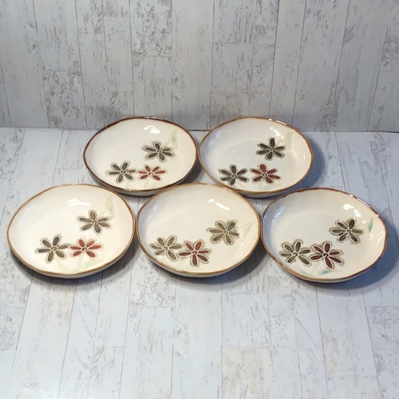 Pier 1 Other - Pier 1 Salad Plates Petals set of 5